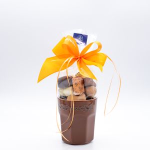 Präsent Becher Chocolat Modell 3 braun gefüllt mit ca. 250 Gramm Leonidas Pralinen (ohne Alkohol)