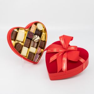 Satin Samt Herz Präsent mit 17 Leonidas Pralinen ca. 230 Gramm ohne Alkohol